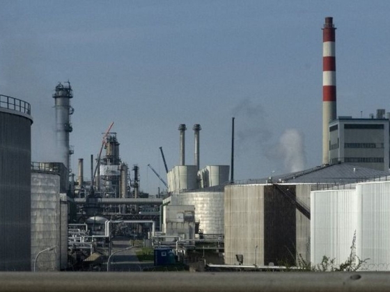 Váratlan csapás érte a Mol riválisát a magyar határnál: a projekt kellős közepén hagyták faképnél az osztrák olajóriást