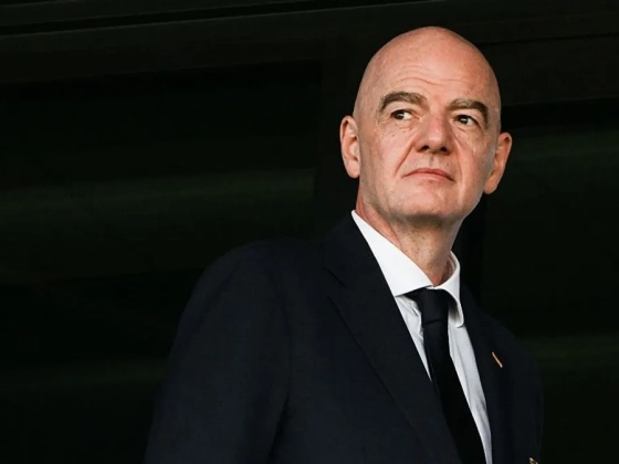 Többletforrások kifizetésére szólították fel Gianni Infantinót