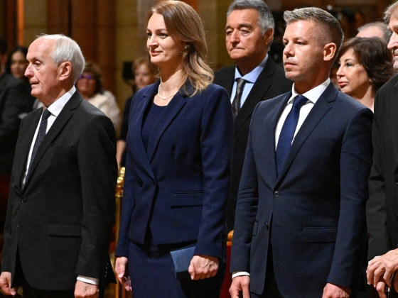 Két évtizede nem látott lépésre készül Baka András - Történelmet írhat, ha a Tisza Párt hagyja