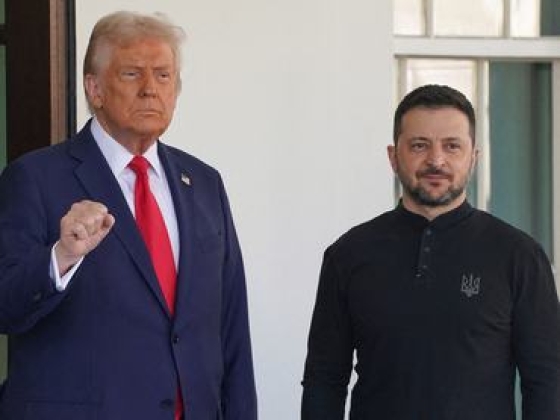 Trump aláírta, Zelenszkij hálás: nem enyhülnek a szankciók, sőt...