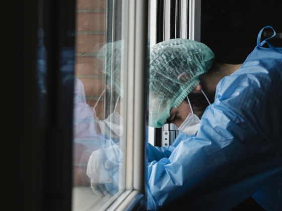 Milliárdos mentőövet dobna a kormány, de pillanatokon belül kiürülhetnek a hazai kórházak