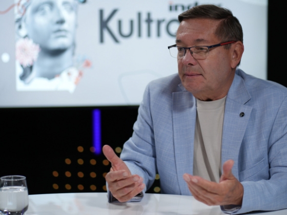 Olyan hotelbe menekülnek a hírességek, amely egy megközelíthetetlen sziklán áll