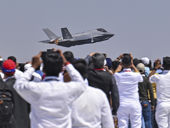 Vizsgálatot indít a Kongresszus, miután F-35-ös vadászgépek érzékeny technológiát tartalmazó részei kerültek Hongkongba