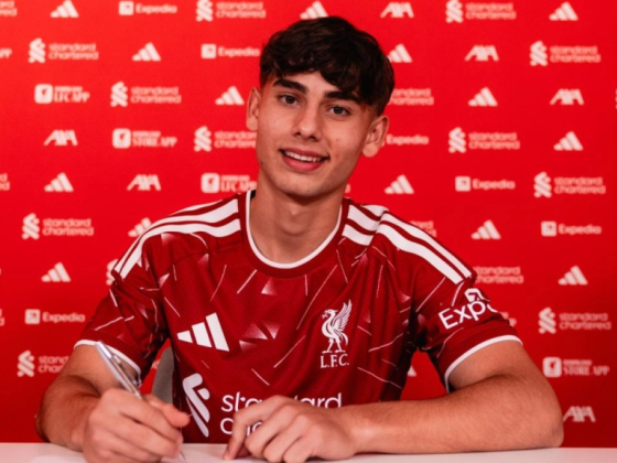 17 éves magyar labdarúgó kötött profi szerződést Liverpoolban