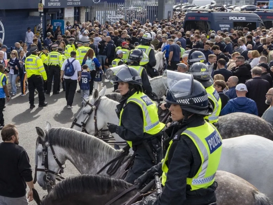 Csapdába csalták a huligánokat? Verekedés helyett rendőrök vártak rájuk