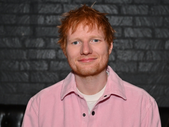 A közönség előtt sírta el magát Ed Sheeran, egyedül kellett színpadra lépnie a botrány után