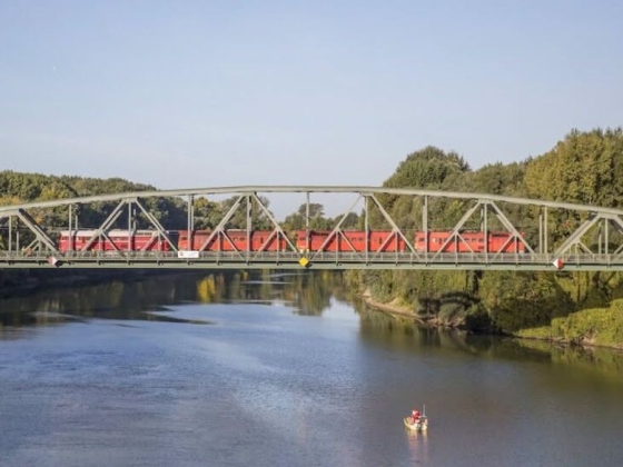 Van baj, ismeretlen okokól megrepedt a Tisza-híd – a Swietelsky újította fel, még nem kaptak garanciális megkeresést