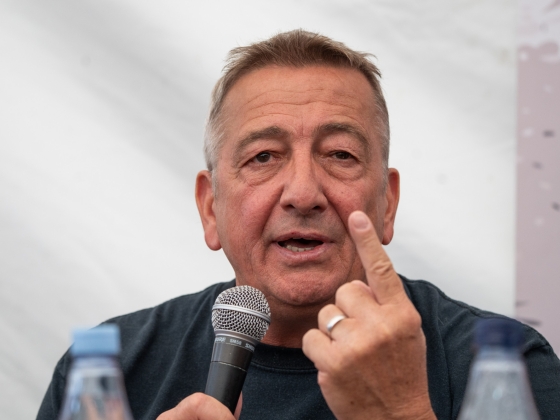 Bayer Zsolt: „Nem szólt soha senki, hogy a meghiúsult könyvre kapott támogatást fizessem vissza”