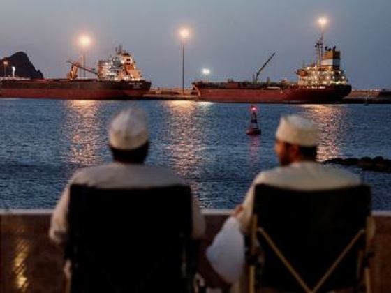 Irán ultimátumot adott Amerikának: addig zárva marad a Hormuzi-szoros, amíg ezeket nem teljesítik