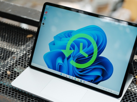 Időgép a PC-n: a Windows 11 új funkciója nemcsak a rendszert, de a törölt fájlokat is visszahozza a múltból