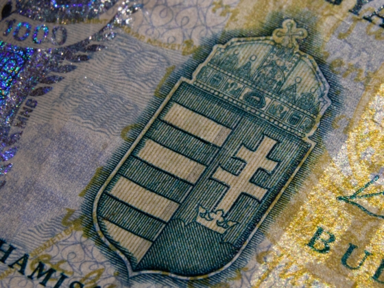 Forradalmi döntés készül Magyarországon – Akár napokon belül alapjaiban írhat át mindent az MNB